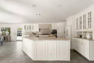 11739 Wood Ln, Houston, TX 77024 - Photo 13