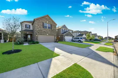 4852 Sun Falls Drive, Katy, TX 77493 - Photo 3