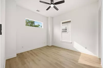 7130 Saint Augustine Street #B, Houston, TX 77021 - Photo 17