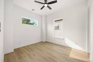 7130 St Augustine St, Houston, TX 77021 - Photo 17