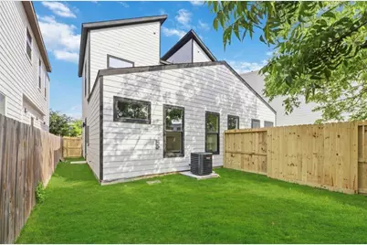 7130 Saint Augustine Street #B, Houston, TX 77021 - Photo 19