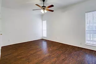 2100 Tanglewilde St, Houston, TX 77063 - Photo 9