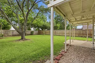 12919 Careywood Dr, Sugar Land, TX 77478 - Photo 23