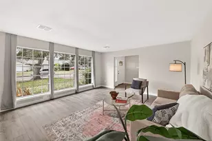 9110 Vickijohn Dr, Houston, TX 77031 - Photo 3