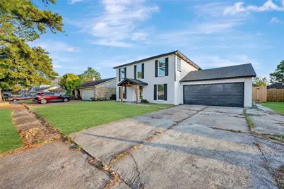 6835 Laughlin Drive, Missouri City, TX 77489 - Photo 3