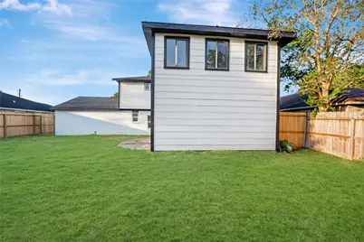 6835 Laughlin Drive, Missouri City, TX 77489 - Photo 45