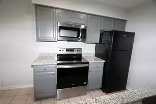 8299 Cambridge St, Houston, TX 77054 - Photo 7