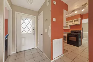 19543 Elmtree Estates Dr, Katy, TX 77449 - Photo 5