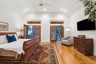 636 E 6th 1/2 St, Houston, TX 77007 - Photo 11