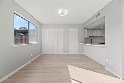 2212 Shadowdale Drive #358, Houston, TX 77043 - Photo 9