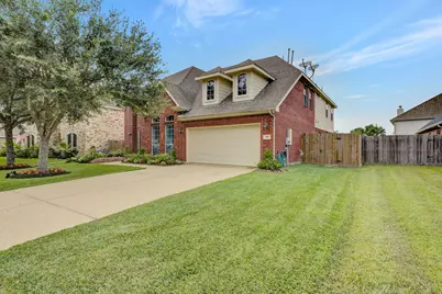 1745 N Meridian Greens Drive, Dickinson, TX 77539 - Photo 3