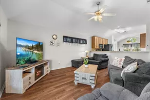 1803 Winding Trail Ln, Alvin, TX 77511 - Photo 13