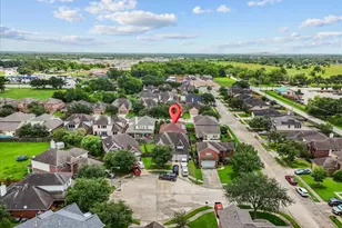 1803 Winding Trail Ln, Alvin, TX 77511 - Photo 29