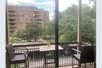 4515 Briar Hollow Place #302, Houston, TX 77027 - Photo 3