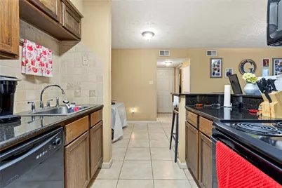 904 University Oaks Boulevard #73, College Station, TX 77840 - Photo 11