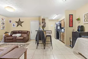 904 University Oaks Blvd, College Station, TX 77840 - Photo 7