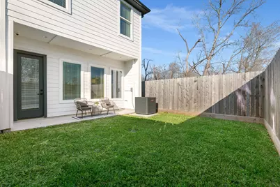 2708 Noble Street, Houston, TX 77026 - Photo 11