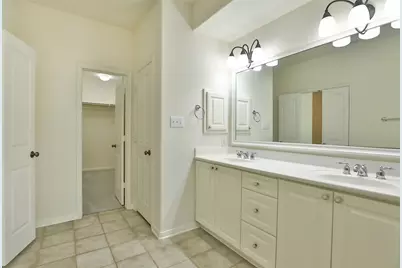 95 Douvaine Court, The Woodlands, TX 77382 - Photo 19