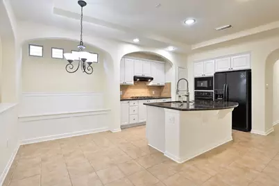 95 Douvaine Court, The Woodlands, TX 77382 - Photo 7