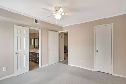 1880 White Oak Drive #102, Houston, TX 77009 - Photo 17