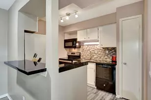1880 White Oak Dr, Houston, TX 77009 - Photo 11