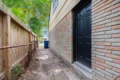 1605 30th Street N, Texas City, TX 77590 - Photo 17