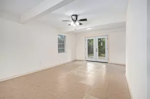 1605 30th St N, Texas City, TX 77590 - Photo 3