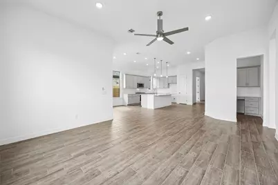 13718 Ballast Green Drive, Texas City, TX 77568 - Photo 13