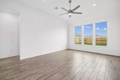 13718 Ballast Green Drive, Texas City, TX 77568 - Photo 11