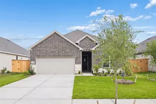 13718 Ballast Grn Dr, Texas City, TX 77568 - Photo 1
