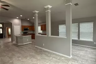 16126 Saxon Hollow Ln, Houston, TX 77084 - Photo 7