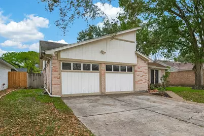 7515 Londres Drive, Houston, TX 77083 - Photo 3