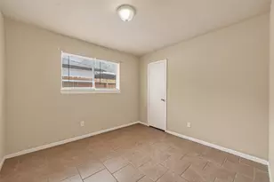 7515 Londres Dr, Houston, TX 77083 - Photo 21