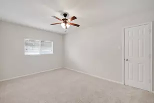 2010 Balsam Lake Ln, Pearland, TX 77584 - Photo 27