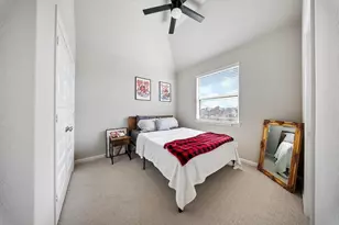 10605 Centre Green Way, Houston, TX 77043 - Photo 19