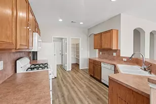 914 Brady Bend Dr, Spring, TX 77373 - Photo 11
