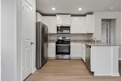 16474 Honeysuckle Hill Drive, Conroe, TX 77303 - Photo 13
