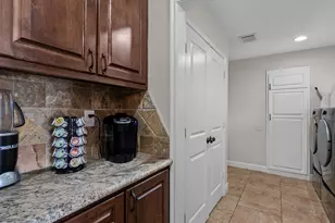 1613 S Hood St, Alvin, TX 77511 - Photo 19