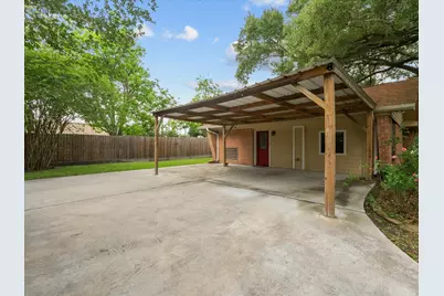 1613 S Hood Street, Alvin, TX 77511 - Photo 7