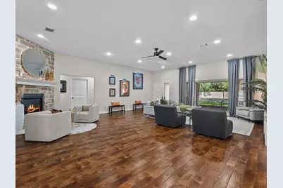 1613 S Hood Street, Alvin, TX 77511 - Photo 15