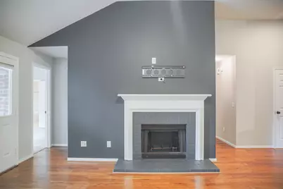 91 N Willow Point Circle, The Woodlands, TX 77382 - Photo 17