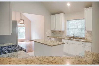 91 N Willow Point Circle, The Woodlands, TX 77382 - Photo 27