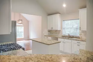 91 N Willow Point Cir, The Woodlands, TX 77382 - Photo 27
