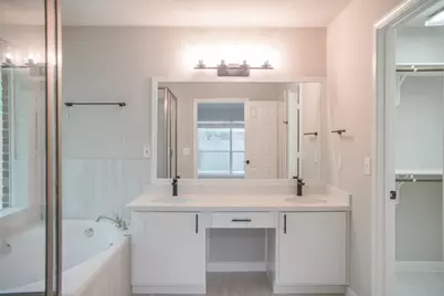 91 N Willow Point Circle, The Woodlands, TX 77382 - Photo 23