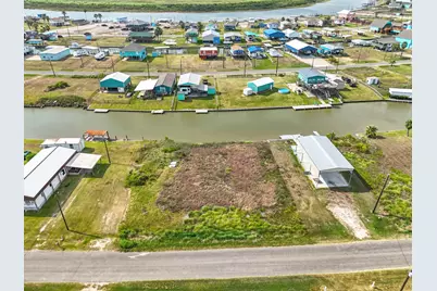 234 0 Cr 204 Dolphin Way Way, Sargent, TX 77414 - Photo 1