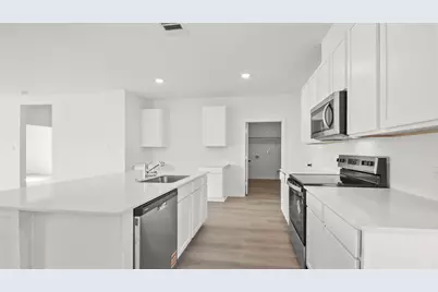 13047 Sorrento Bay Drive, Willis, TX 77318 - Photo 3