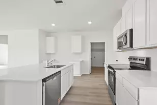 13047 Sorrento Bay Dr, Willis, TX 77318 - Photo 3