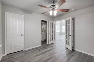 51 E Greywing Cir, The Woodlands, TX 77382 - Photo 9