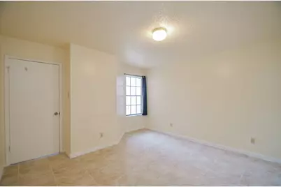 2750 Holly Hall Street #716, Houston, TX 77054 - Photo 5