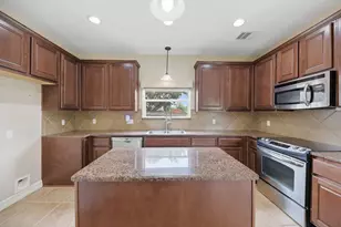 1109 Walnut Bend, Brenham, TX 77833 - Photo 5